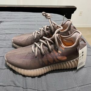 Size 6 Yeezy Boost 350 for Sale up to 90% Off: Poshmark